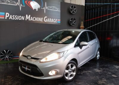 FORD FIESTA Ghia € 5.999